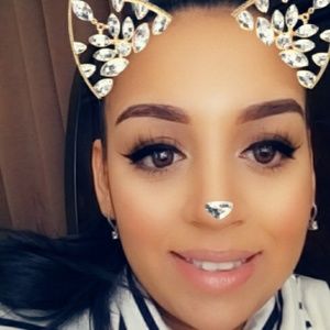 Meet your Posher, Esther